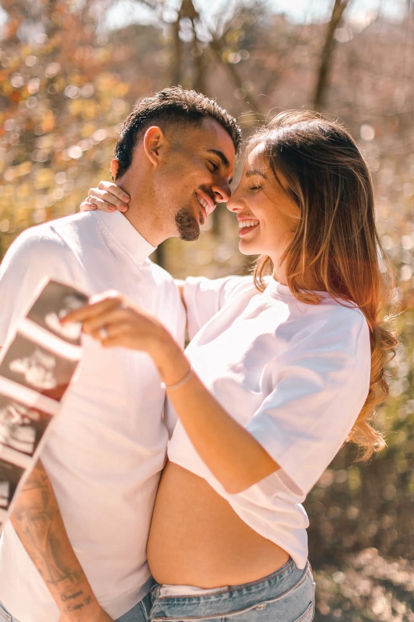 Luna Serrat espera mellizos junto al futbolista, Dani Ceballos