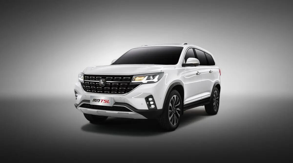 Un poco más atrás aparece el Forthing T5 MT que cotiza a US$21.950