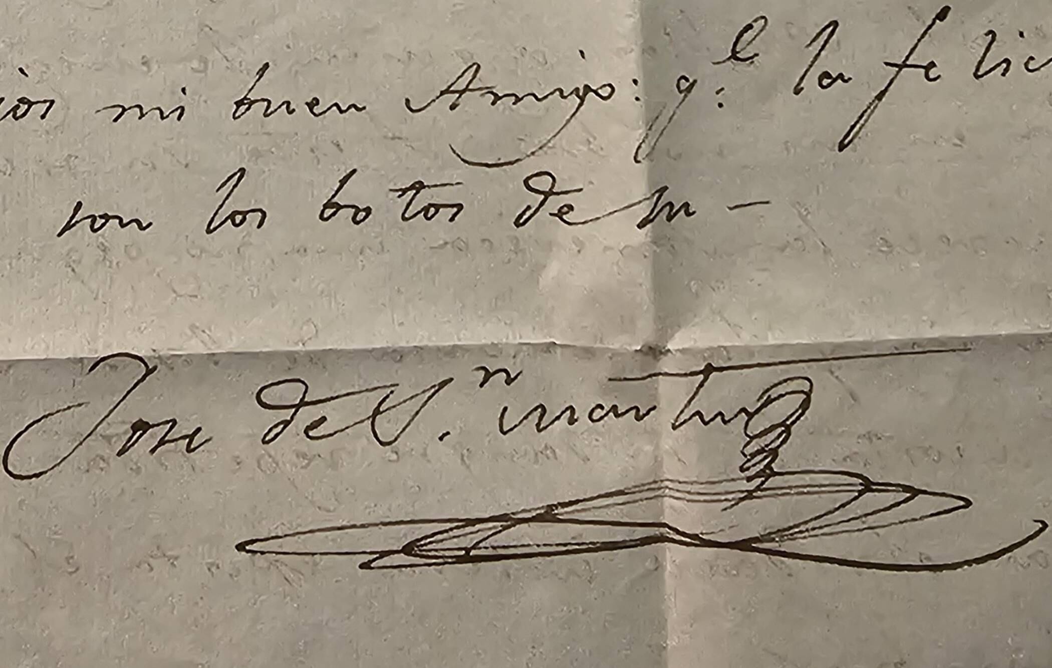La firma del general José de San Martín en una de las cartas halladas en el archivo del conde de Fife