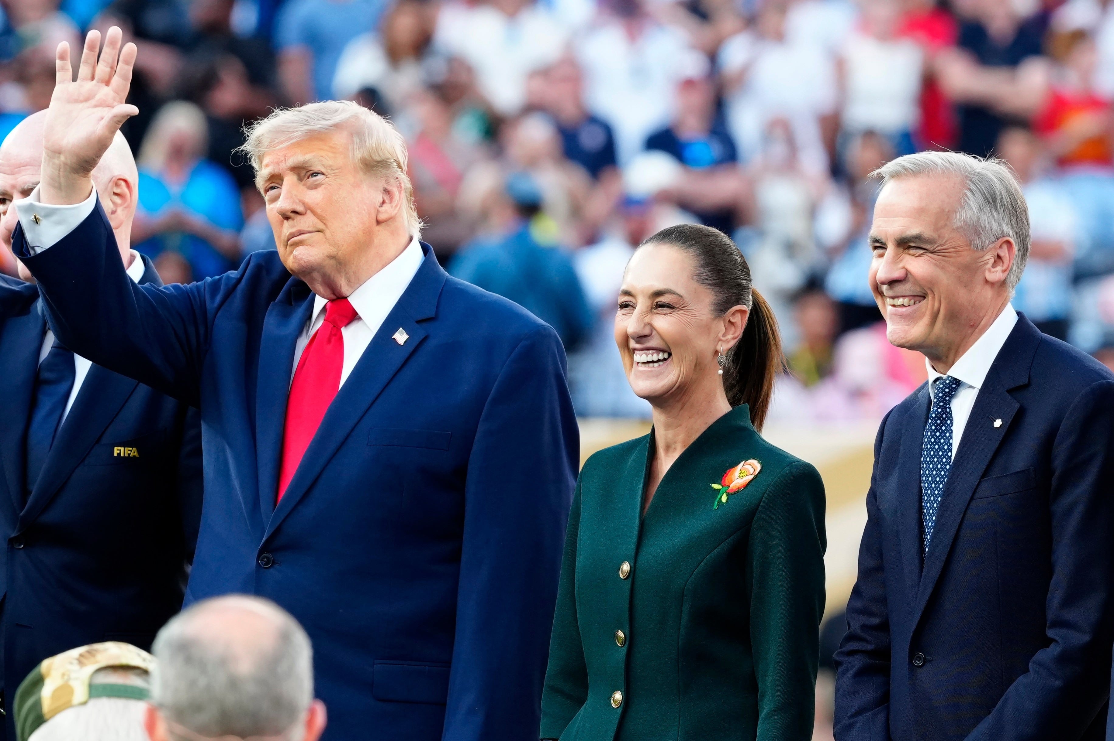 Donald Trump, Claudia Sheinbaum y Mark Carney en la final del Mundial 2026