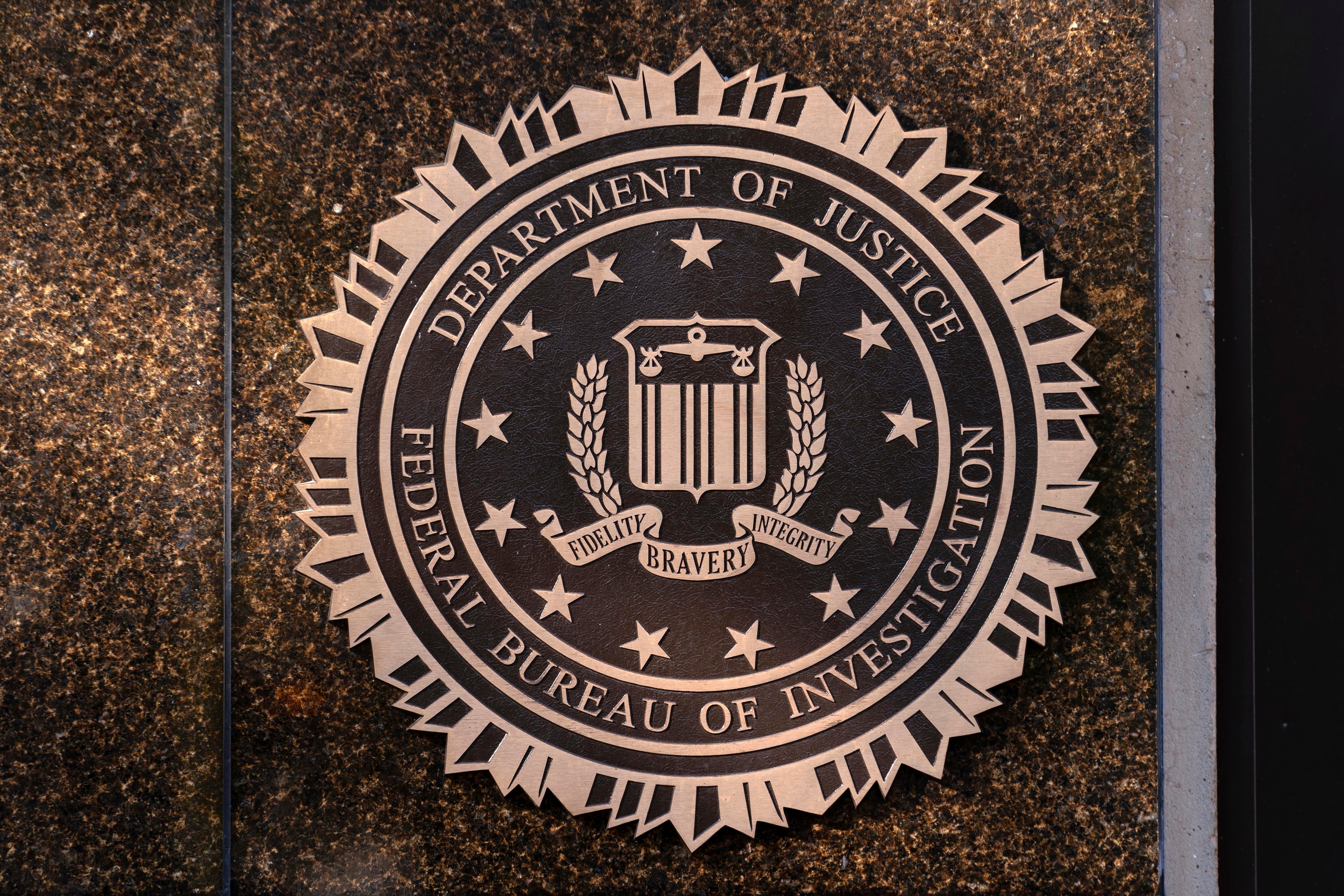 El Uscis ahora tiene mayor acceso a la base de datos del FBI
