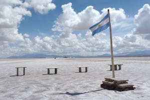 ¿Por qué el Día de la Bandera se celebra el 20 de junio?