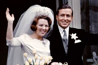 Un novio con pasado nazi, un país indignado y 5000 agentes desplegados