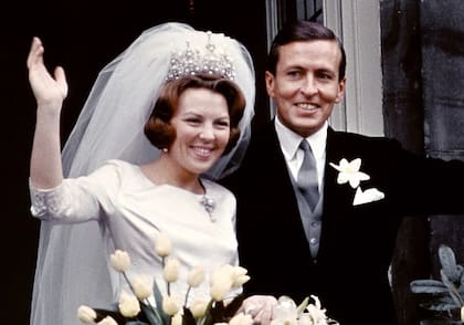 5000 mil oficiales, entre policías y militares, participaron en el operativo de seguridad de la boda de la princesa heredera Beatriz de los Países Bajos y el príncipe Claus