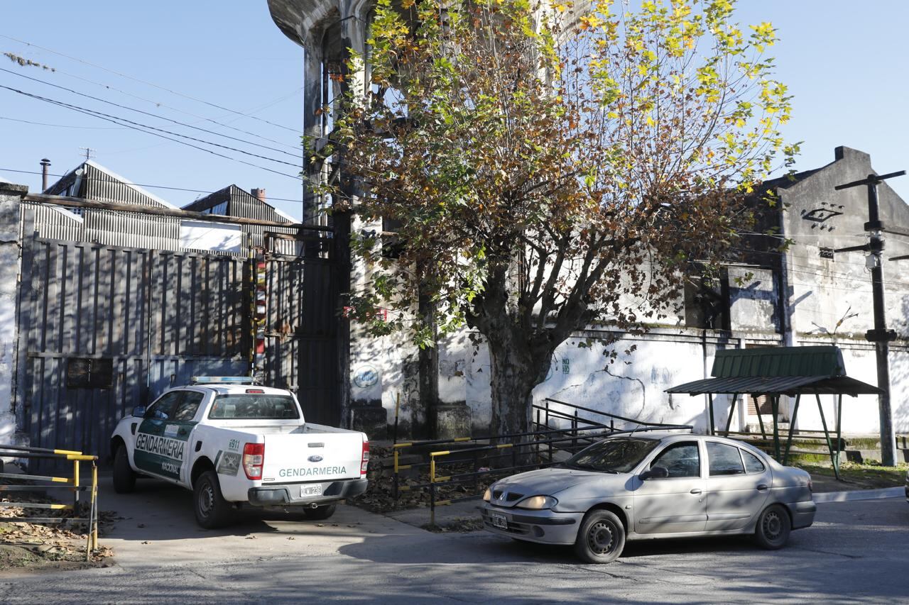 Allanamiento de Gendarmería en uno de los depósitos donde había alimentos del ministerio de Capital humano en Tafi Viejo, Tucumán