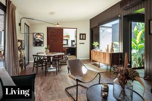 Una diseñadora uruguaya combinó en su casa toda la luz posible y el amor por los muebles Mid Century