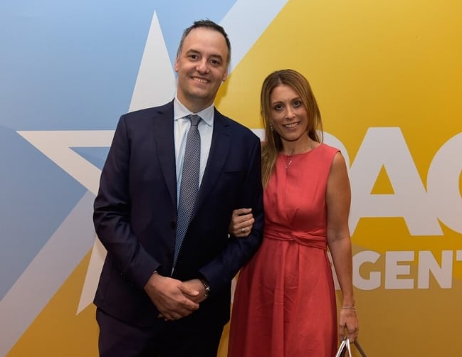 Manuel Adorni y Bettina Angeletti adhirieron al Régimen Simplificado de Ganancias creado por la ley de inocencia fiscal