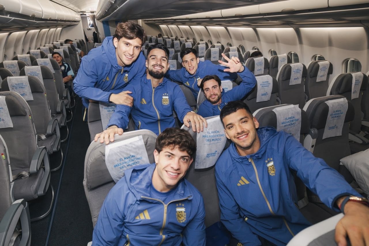 La felicidad de la selección: a defender el título con la ayuda de los
