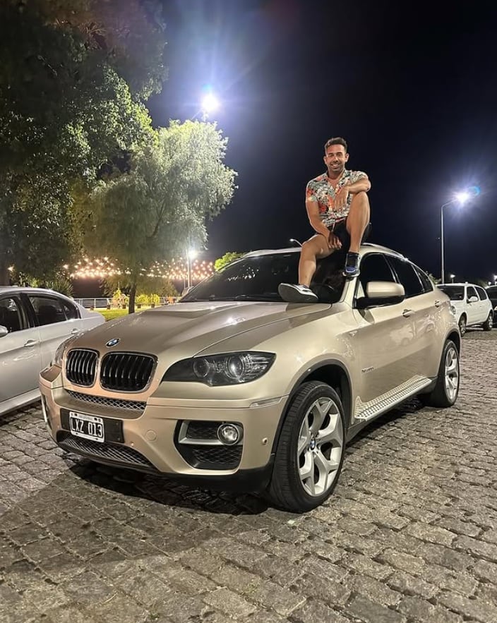 Maximiliano Cafiero, en uno de sus autos