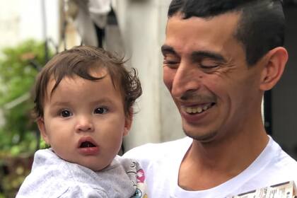 Volver a sonreir: dejó las drogas y la cárcel y da talleres de oficios a chicos