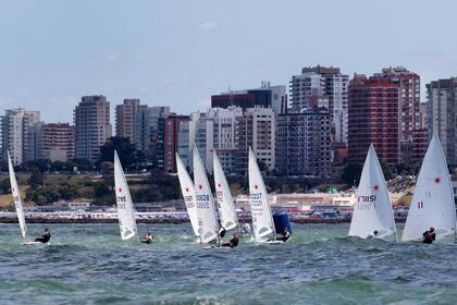 Es una de las cuatro más importantes del país -la única de estas características en mar-, considerada categoría 50 para la World Sailing, entidad madre de la navegación deportiva, y clasificatoria para los máximos torneos.