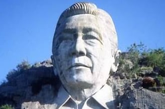 24 lingotes de oro: el dictador que puso su rostro en una montaña y cautivó al mundo con una pelea de boxeo inolvidable