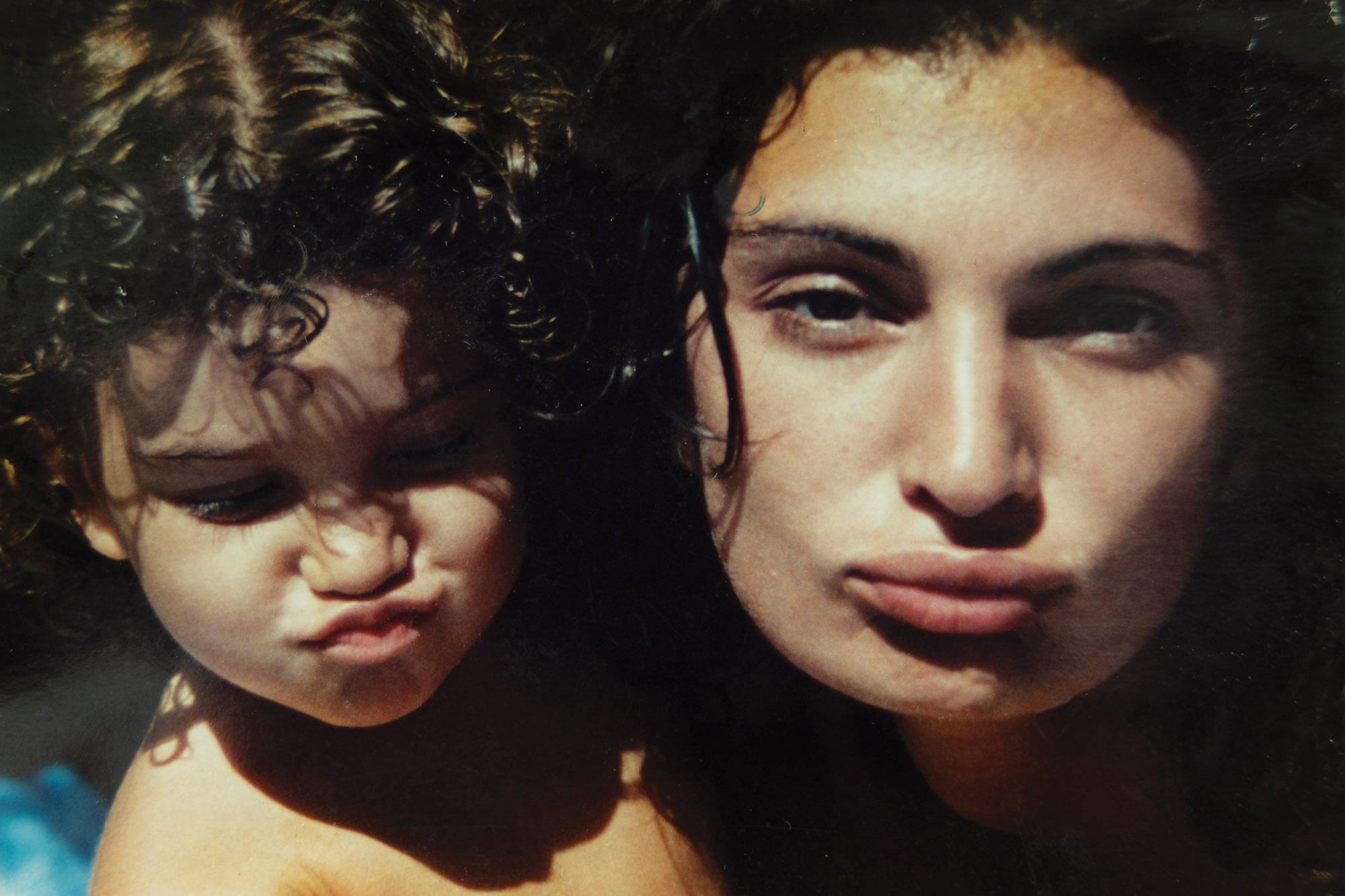 Paloma en una tierna foto junto a su madre,
la ex modelo y periodista Mariana Arias