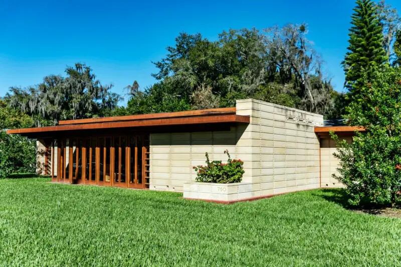 Wright construyó varias casas con su estilo Usonia en diferentes puntos del país, como esta en Lakeland, Florida