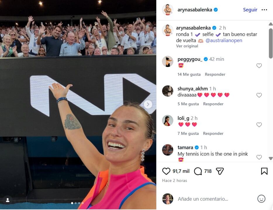 Aryna Sabalenka cumplió el sueño de sacarse una foto con Federer y Rod Laver