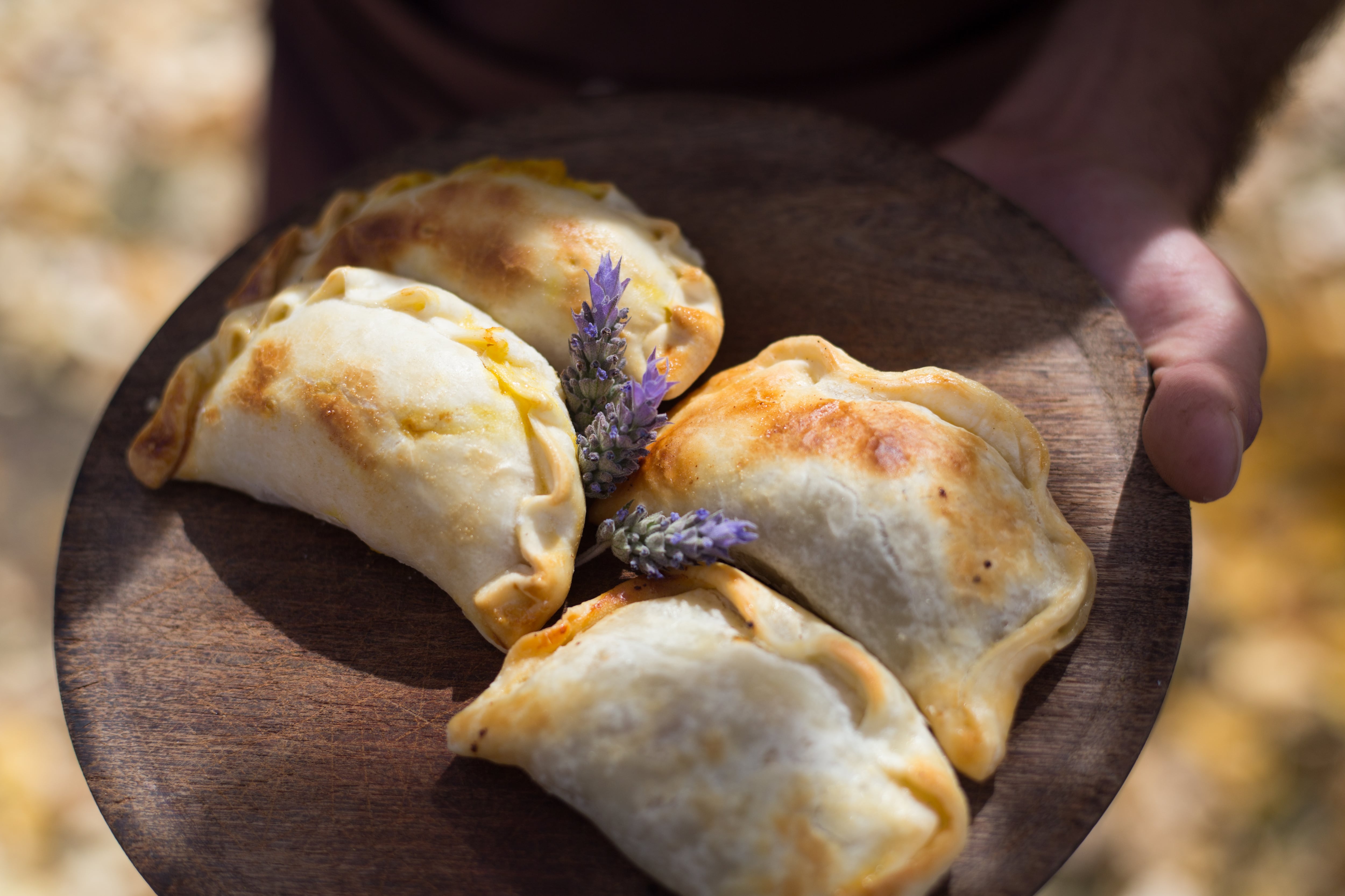 El secreto de Maru Botana para lograr las empanadas de humita perfectas