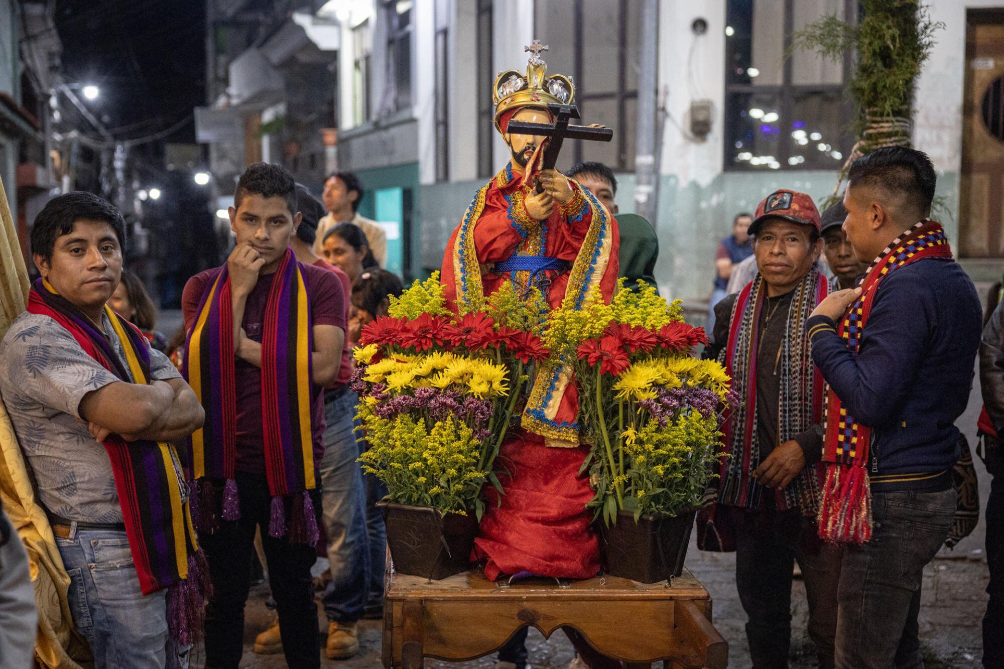 Las poblaciones indígenas se apropiaron de las celebraciones católicas y las enriquecieron con elementos propios