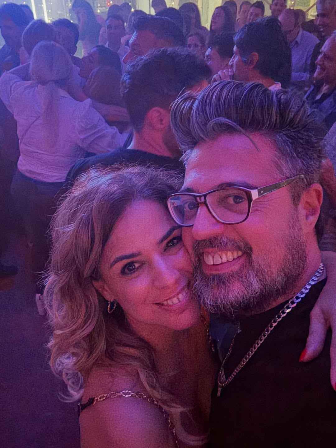 Durante una entrevista, Rolando Barbano no descartó la idea de casarse con Marina Calabró (Foto: Instagram @rbarbano_)