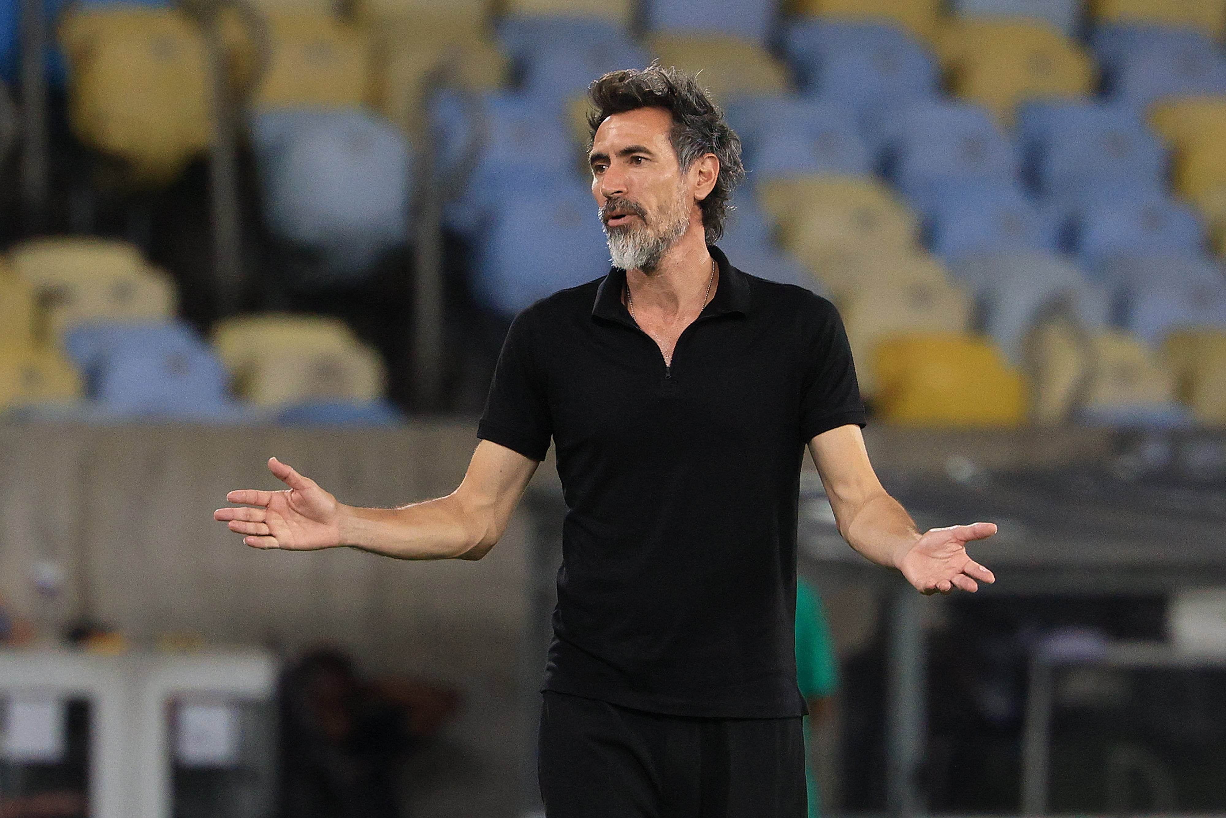 Eduardo Domínguez lleva seis encuentros al mando de Mineiro, cayendo en la mitad e, incluso, perdiendo una final: cada vez que salió de Belo Horizonte, cayó.