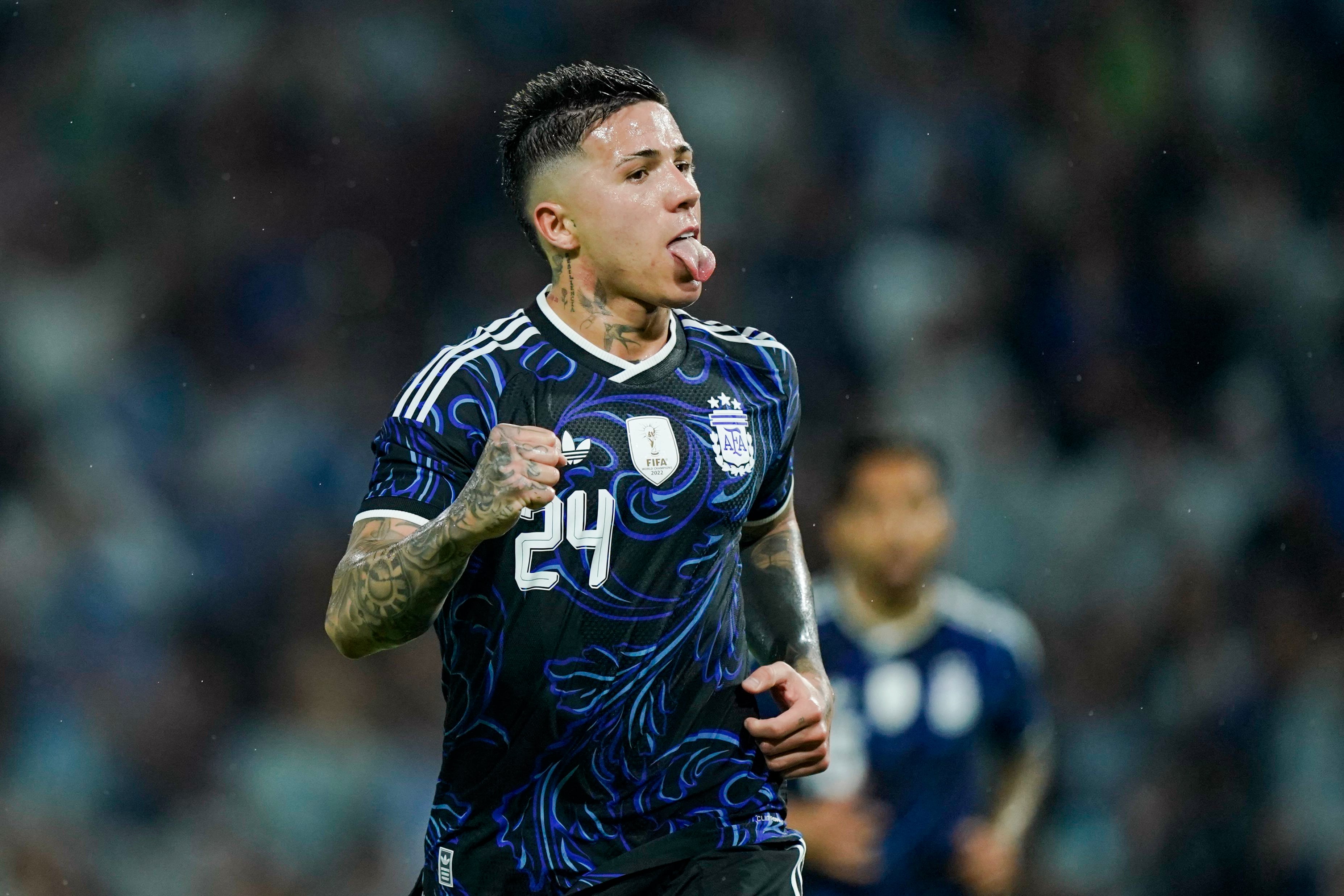 Enzo Fernández anotó el primer gol de la selección argentina en el ajustado triunfo ante Mauritania