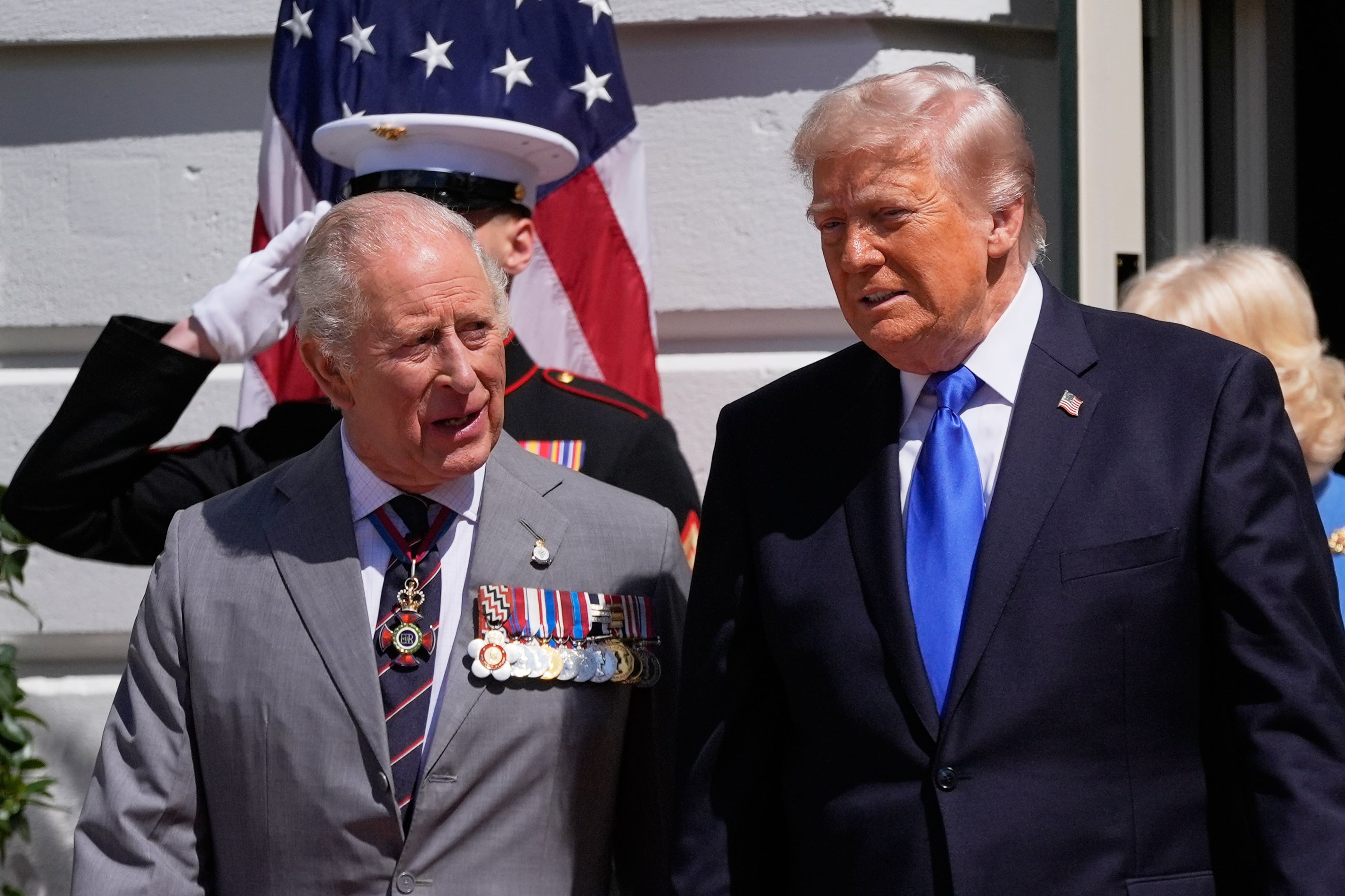 El presidente de Estados Unidos Donald Trump y el rey Carlos III de Reino Unido