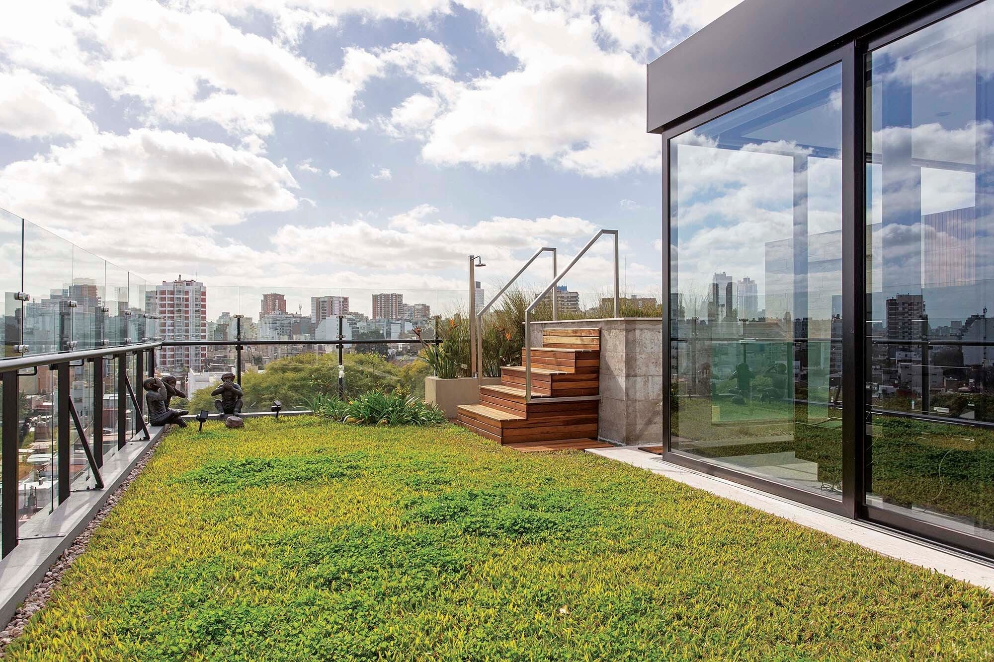 Según el artículo 2042 la pileta se enmarca dentro de “cosas y partes comunes no indispensables”