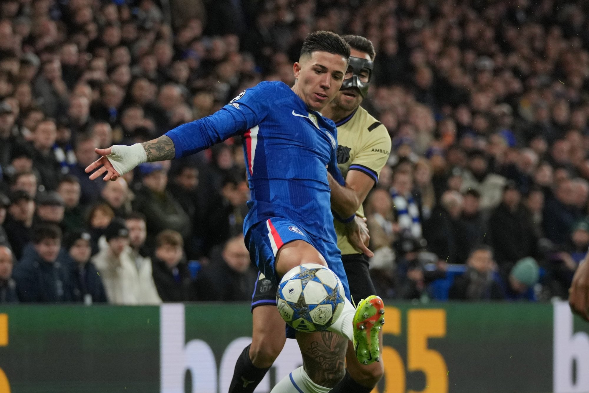 La agenda de la TV del martes: los premios The Best, Chelsea con Enzo Fernández, y Barcelona por la Copa del Rey