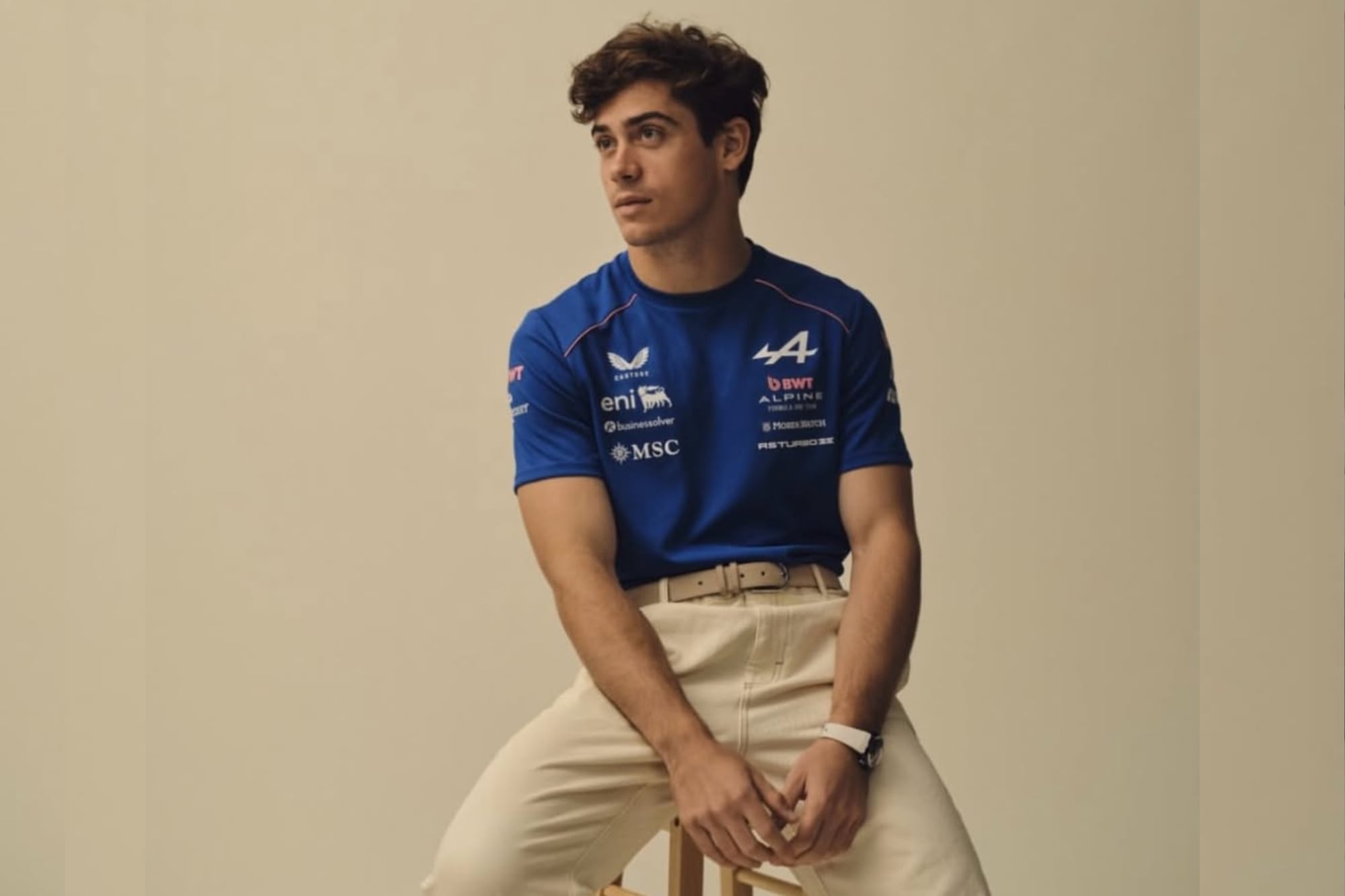 Franco Colapinto posó como modelo y causó todo tipo de reacciones: “Última vez antes de volver a ser piloto”