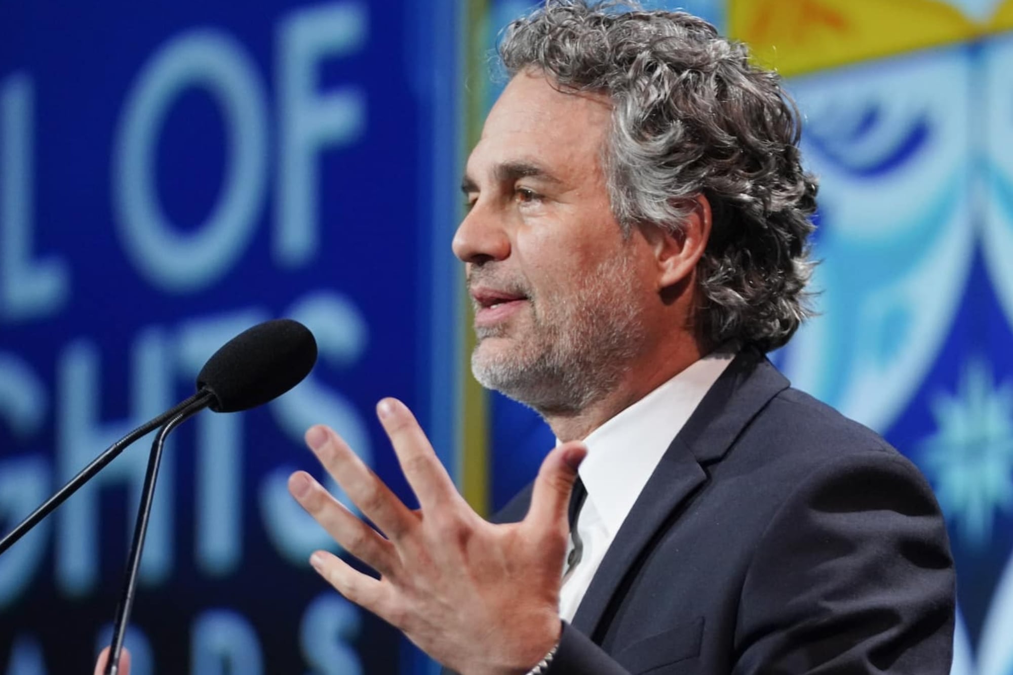 Mark Ruffalo se declara a favor de los migrantes: qué significa el pin que llevó contra el ICE y Donald Trump