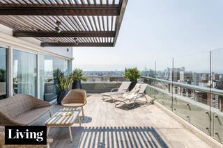 El lujo de un dúplex con quincho en una terraza que tiene vista a todo Belgrano