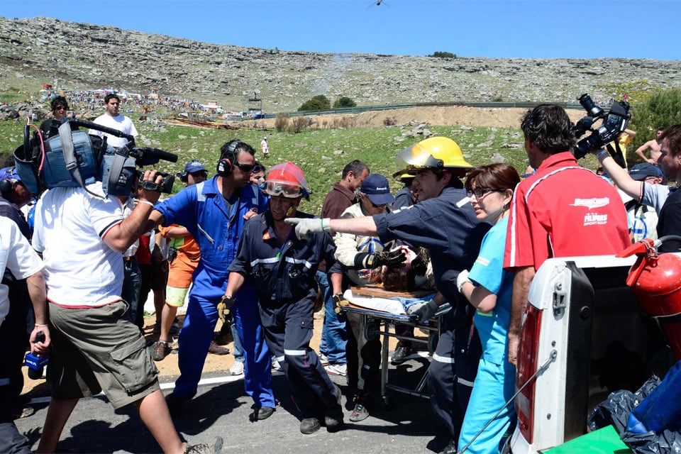 Falaschi, cuando fue asistido por los médicos tras el brutal accidente que le provocó la muerte.