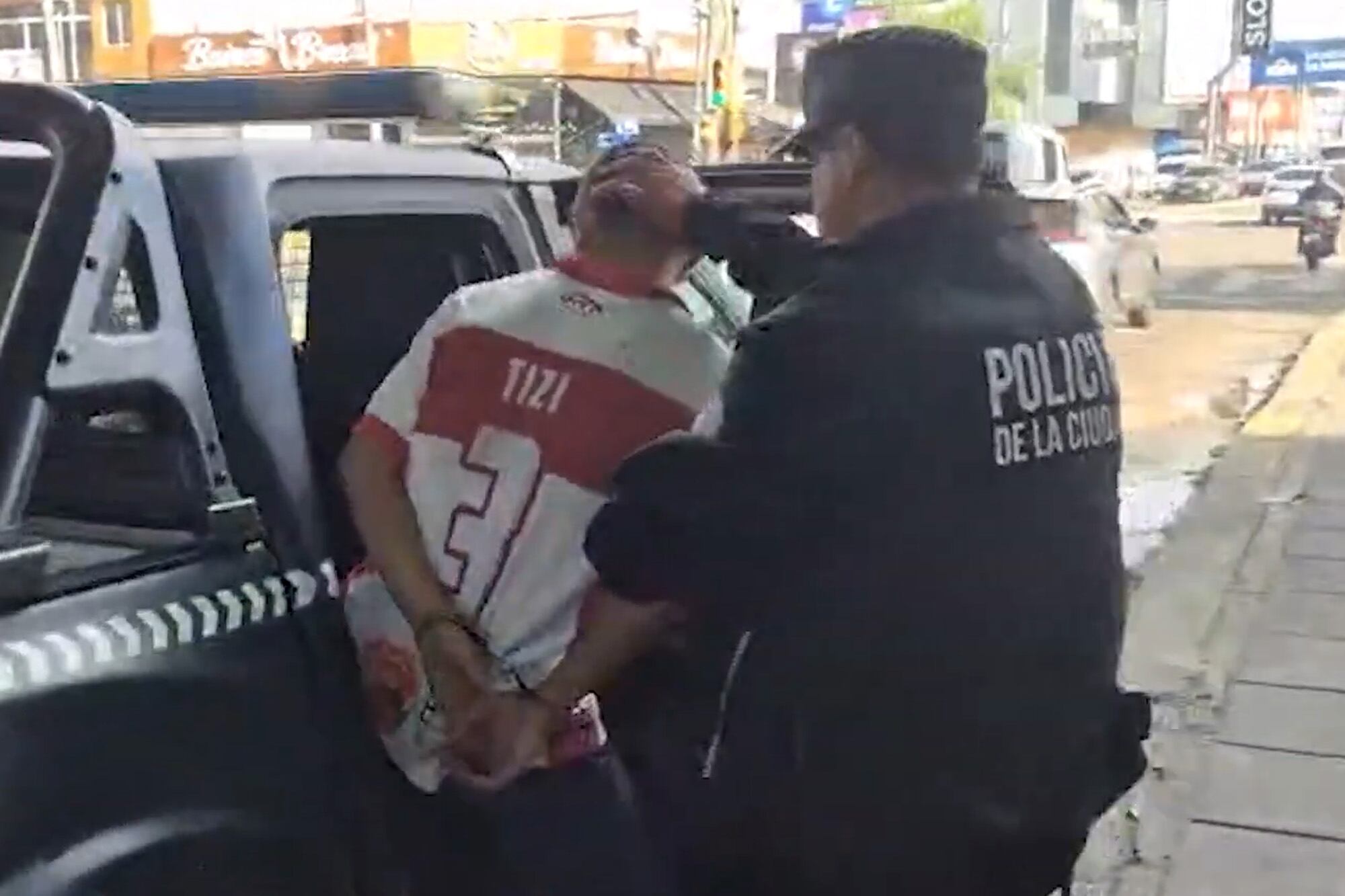 Persecución de película en la General Paz: detuvieron a cuatro delincuentes armados