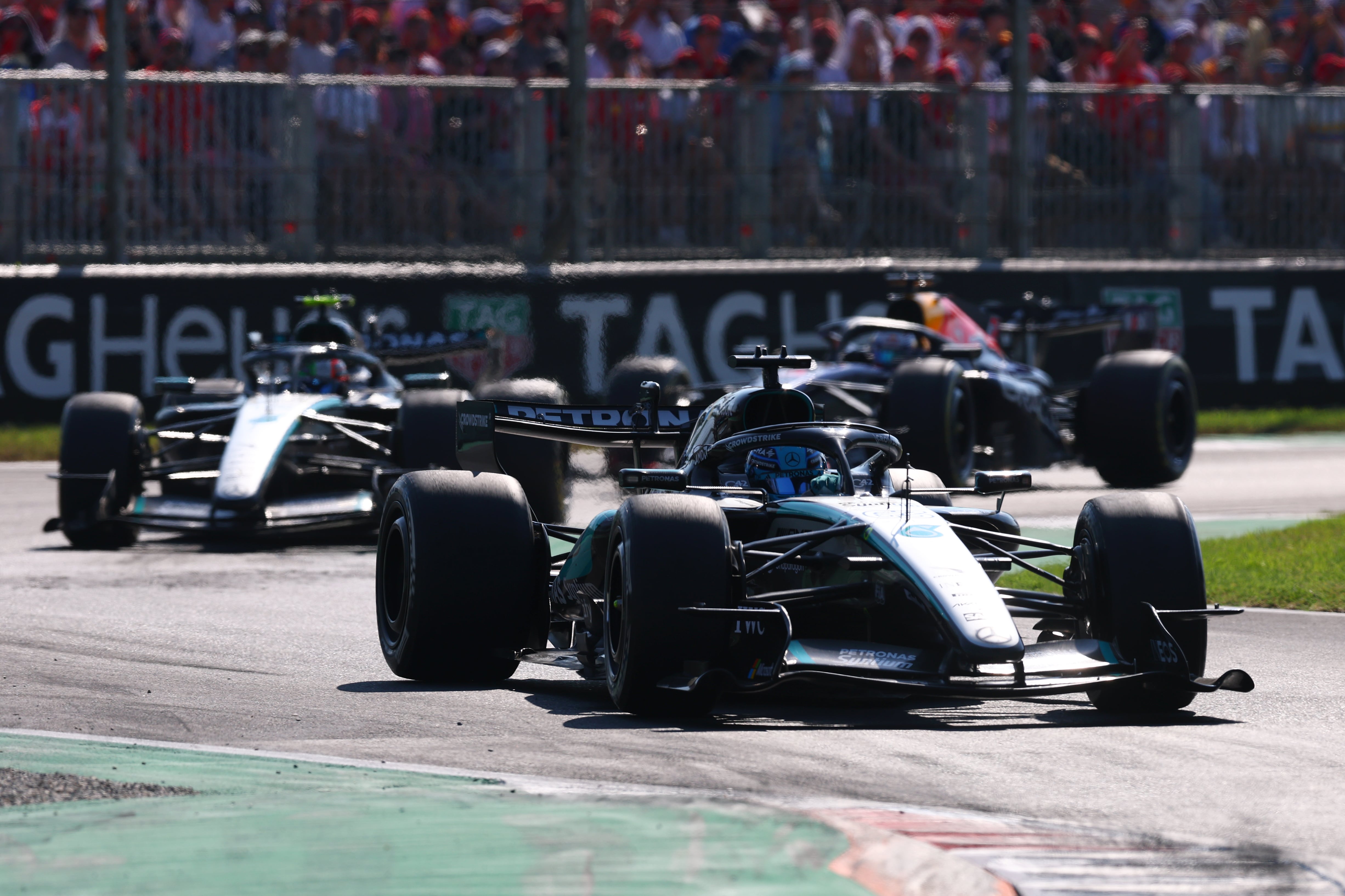 George Russell domina en el Gran Premio de Italia. (Photo by Clive Mason/Getty Images)