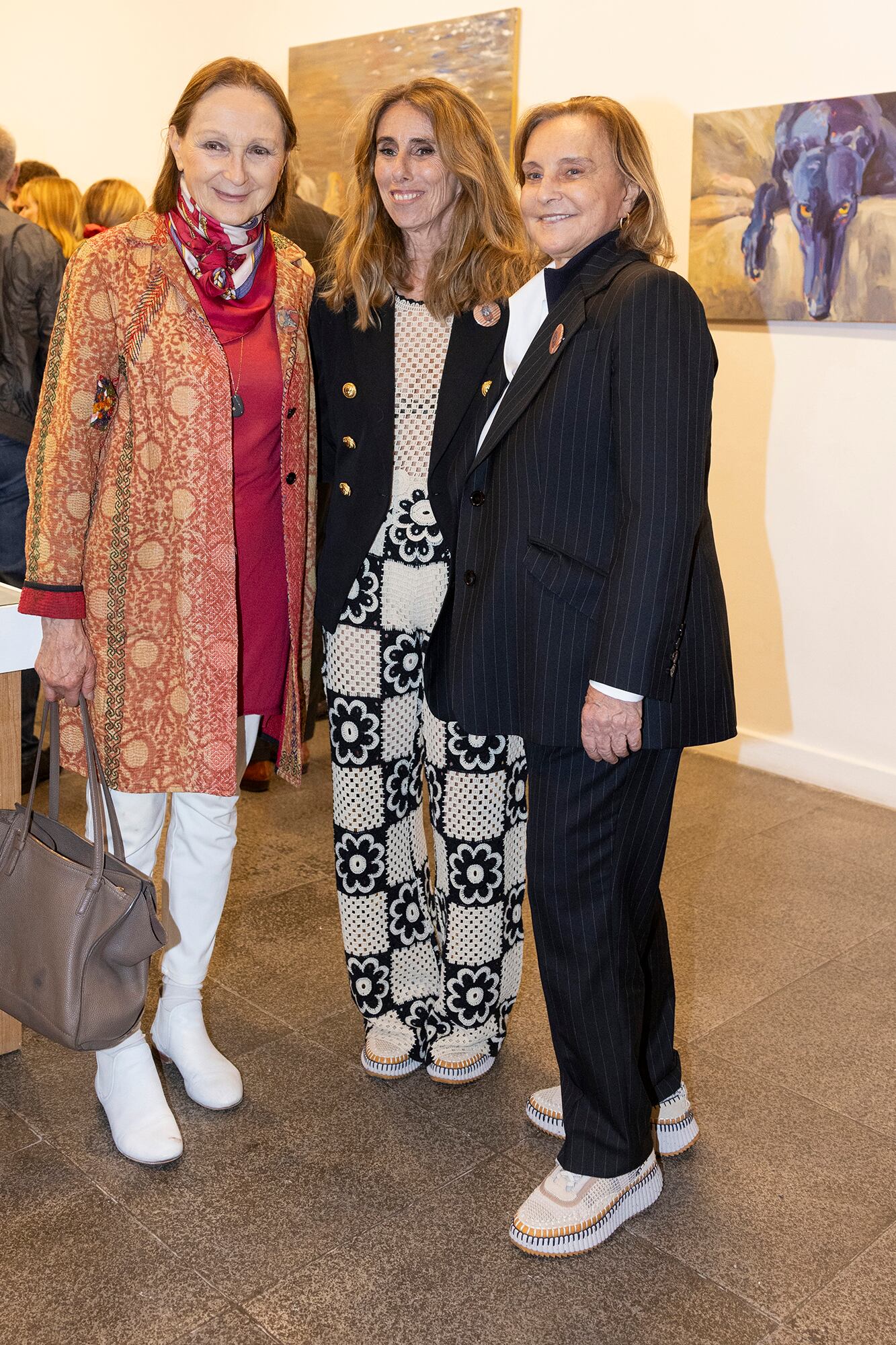 La anfitriona con Teresa Anchorena, ex directora del Centro Cultural Recoleta, y Teresa Bulgheroni, presidenta de la Fundación Malba.