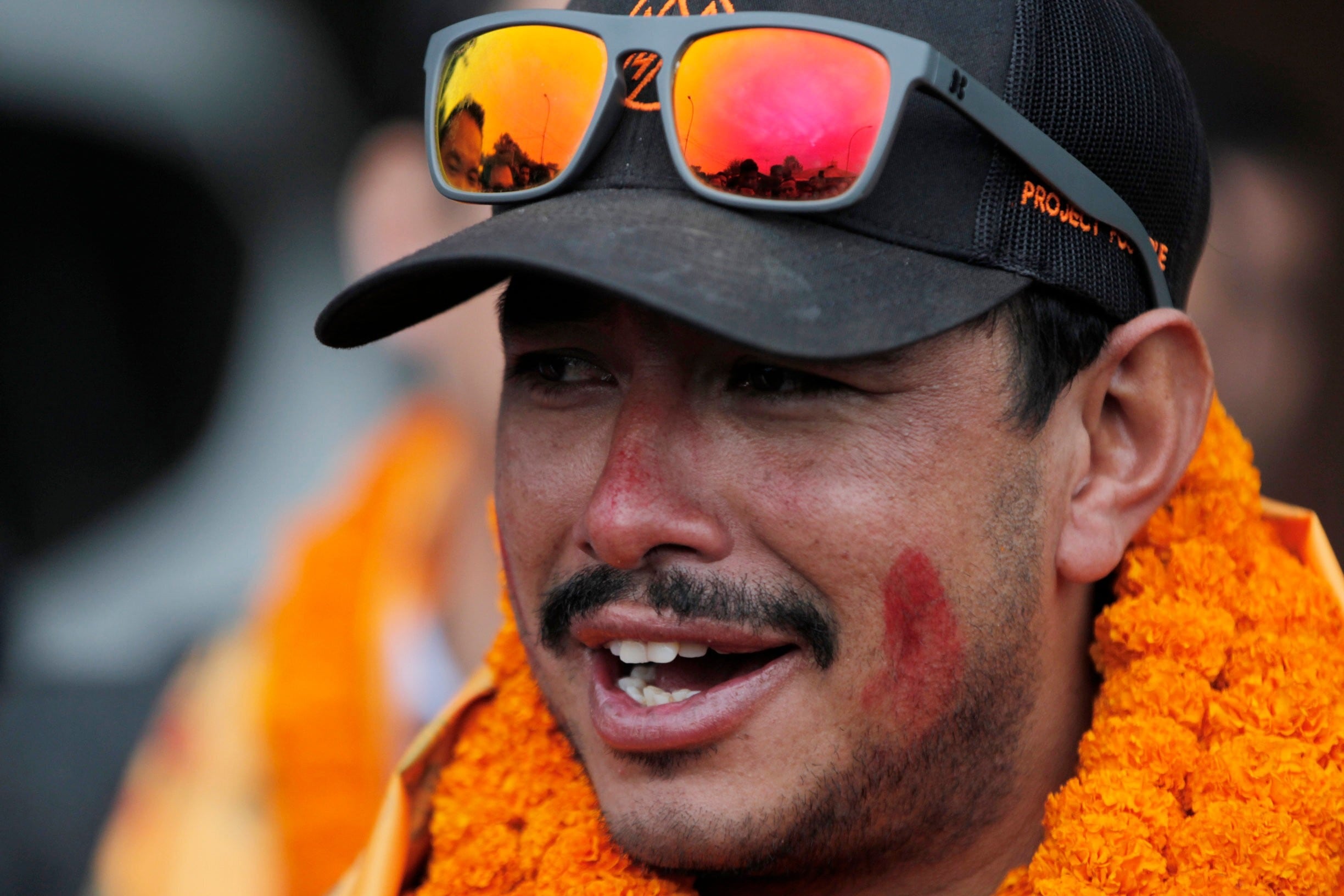 Recuperaron el cuerpo de Nirmal Purja en Pakistán: “Ahora puede emprender su viaje final de regreso a casa” 6 El alpinista nepalí Nirmal Purja en Katmandú en 2019 (AP Foto/Niranjan Shrestha, archivo)
