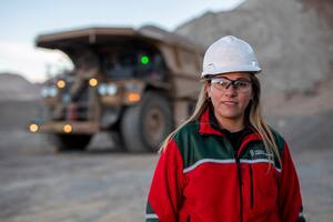 Derribando prejuicios: mujeres que trabajan en minería