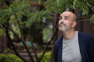 Eduardo Sacheri: "Me importa más ser un buen papá que ser escritor"