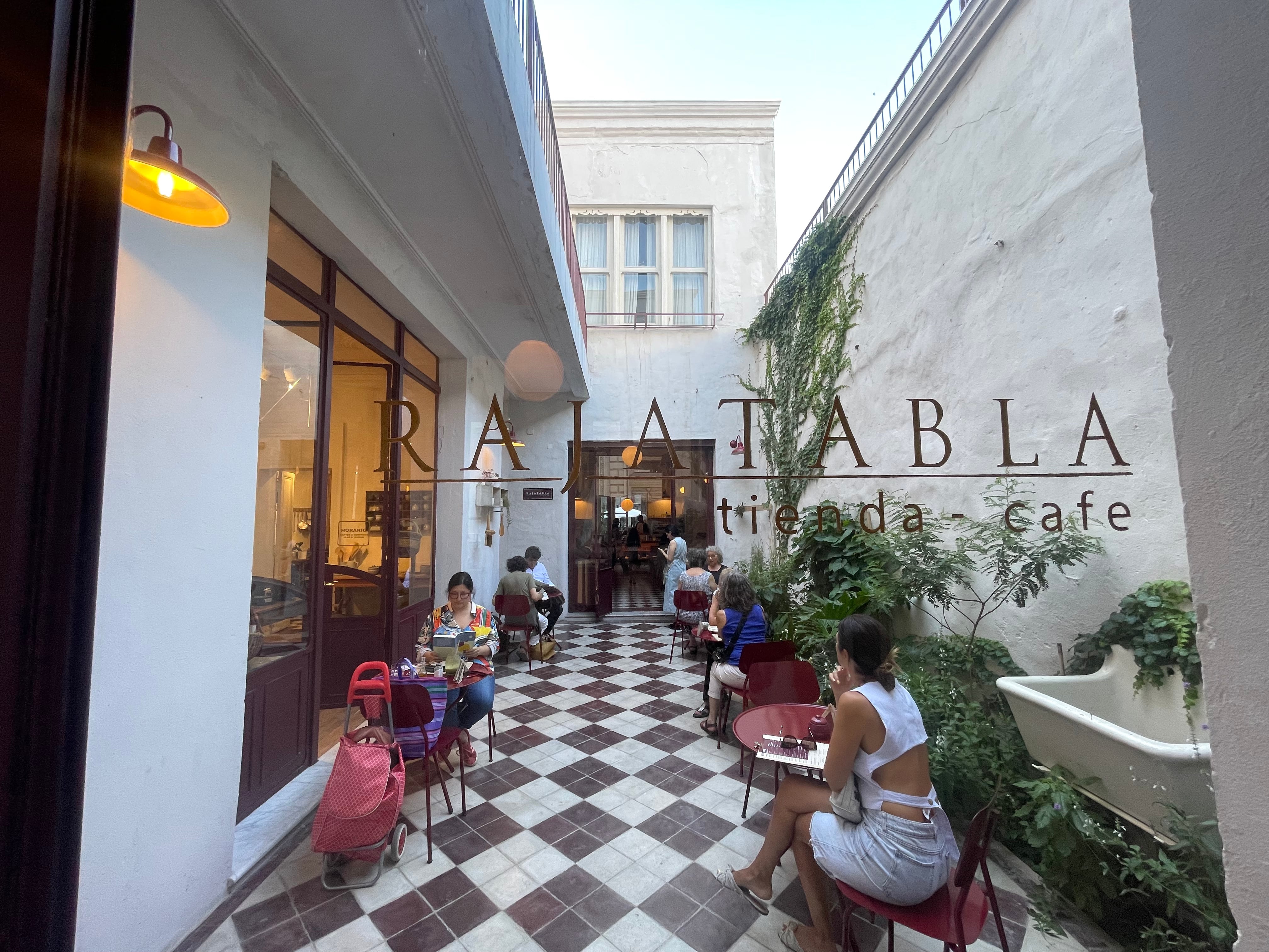 En San Telmo: la primera vivienda proyectada por el Ingeniero Huergo vuelve a la vida urbana con tienda de café y objetos