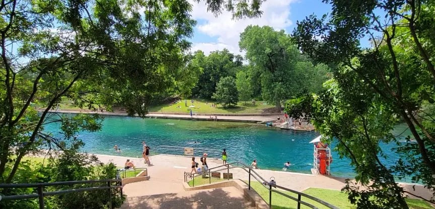 La ciudad de Austin reabre la piscina Barton Springs el 21 de marzo de 2026