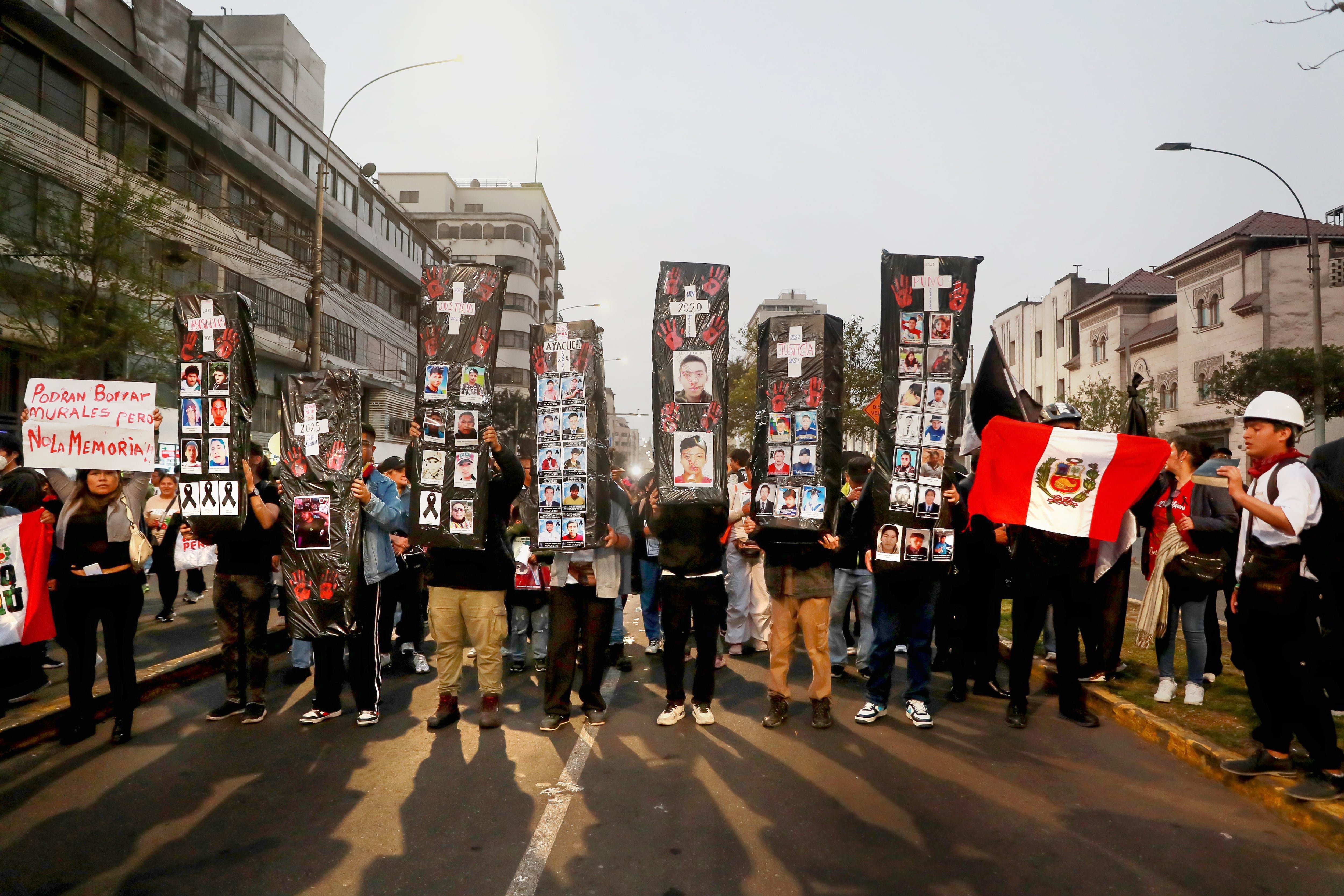 No se necesita un dictador para acabar con una democracia