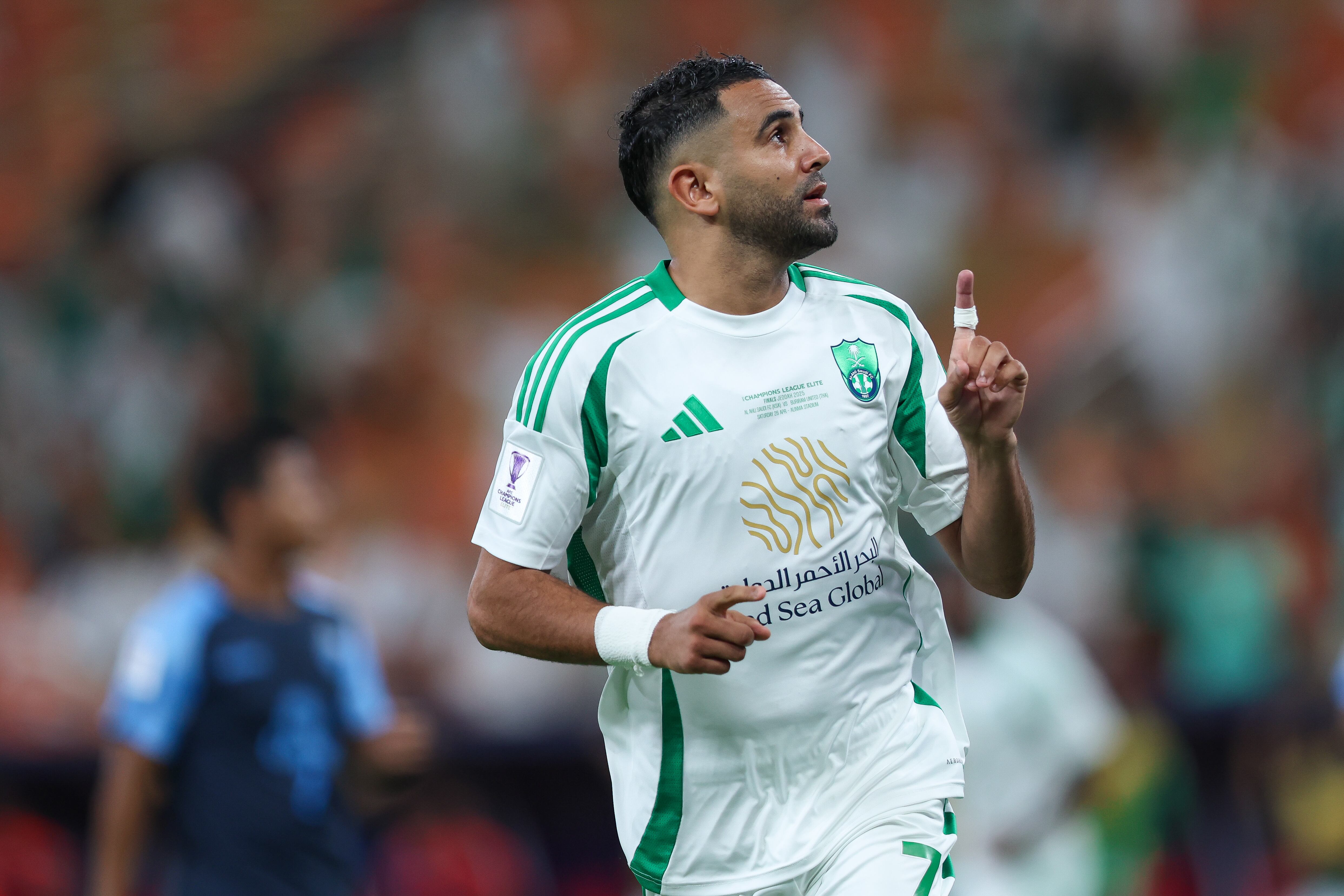 Mahrez ahora se destaca en Arabia Saudita
