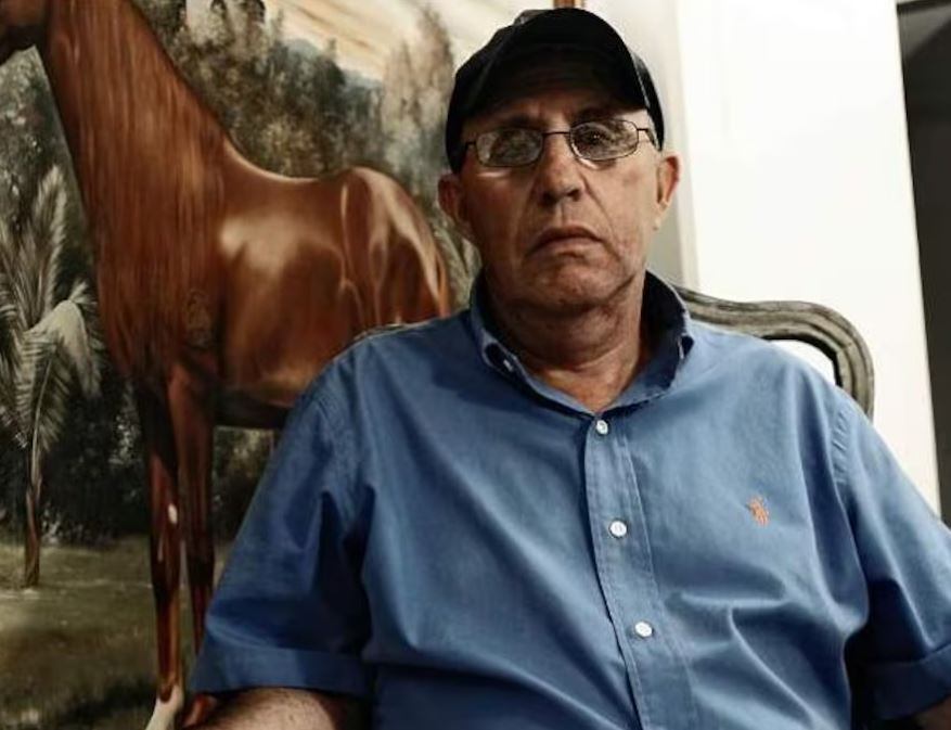 Roberto Escobar, el padre de Laura