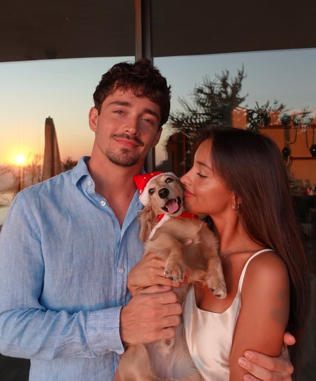 Alexandra Malena Saint Mleux y Charles Leclerc hicieron pública su relación en 2023; tienen un perrito en común, Leo (Foto: Instagram @alexandrasaintmleux)