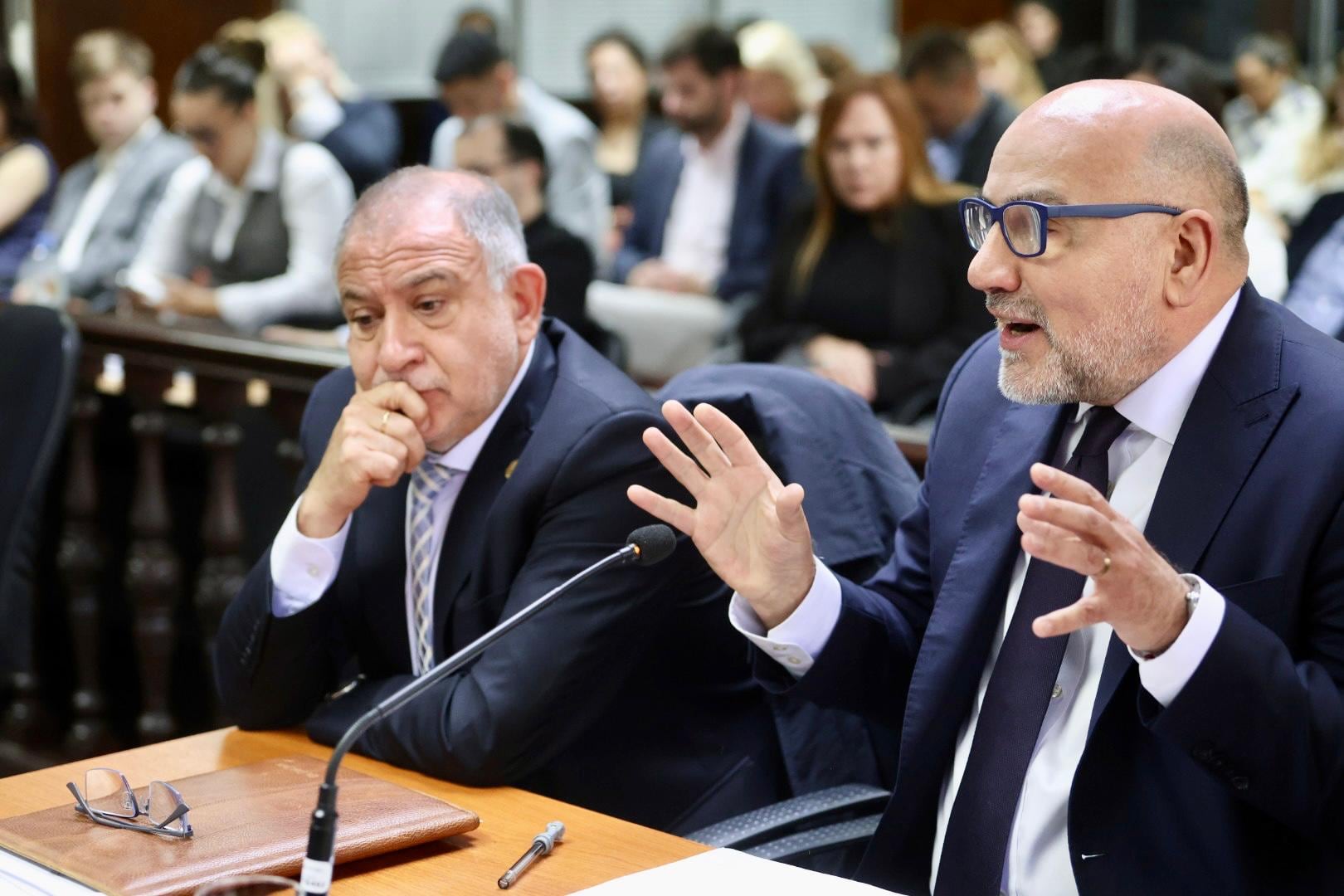 Piden destituir al juez federal Gastón Salmain por coimas y ocultar antecedentes