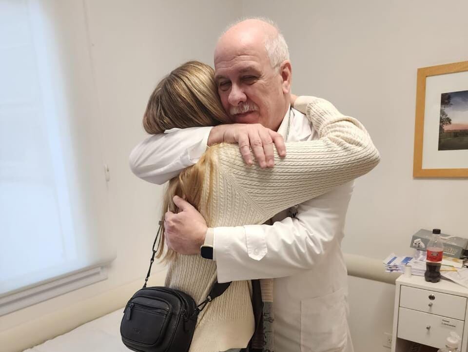 Junto al Dr. Silva, pilar en su recuperación y en la forma amorosa en que la trató.