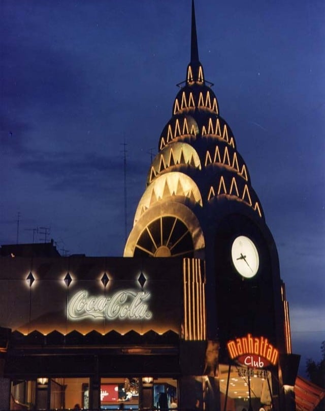 La confitería Manhattan se convirtió en un ícono de Belgrano en los 90, con una cúpula que imitaba la del edificio Chrysler en Nueva York