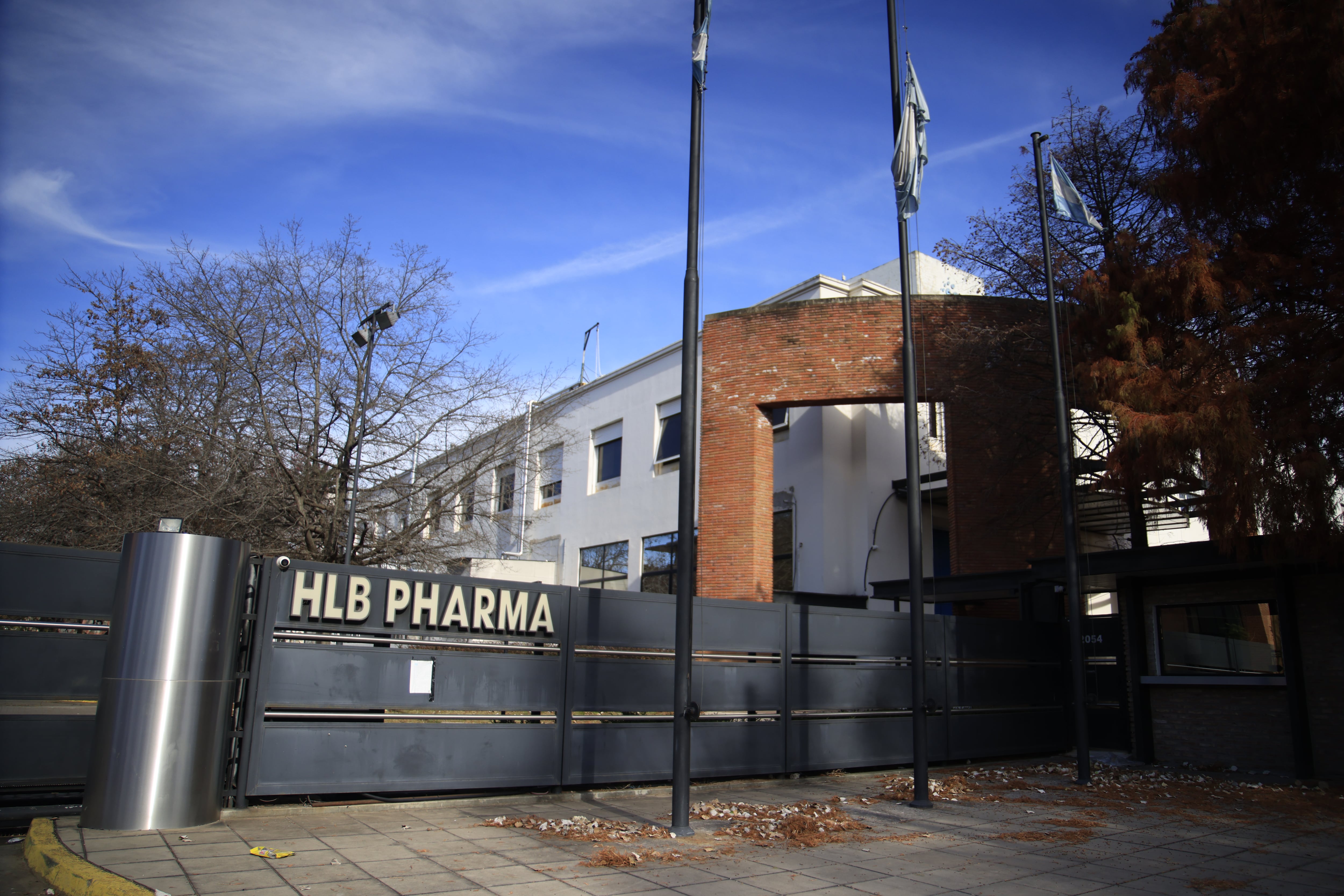 El fentanilo contaminado producido por HLB Pharma  generó una crisis en el Ministerio de Salud