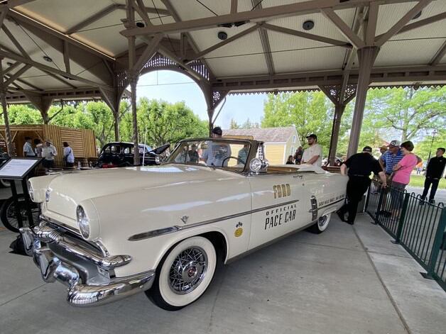 No se requiere experiencia previa para postular a estas posiciones temporales, pero sí ser mayor de 18 años y contar con licencia de conducir