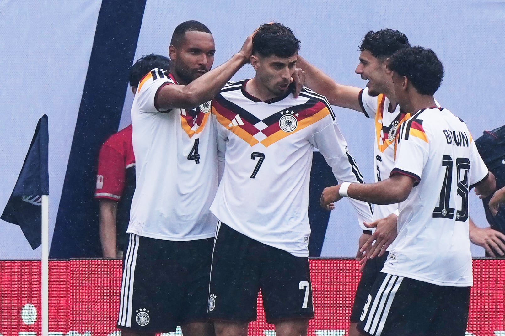 Kai Havertz cerró la goleada frente a Curazao; el delantero de Arsenal convirtió un doblete