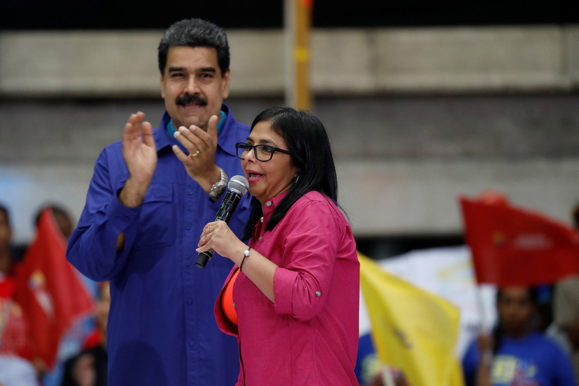 Nicolás Maduro y Delcy Rodríguez juntos en un evento en 2020